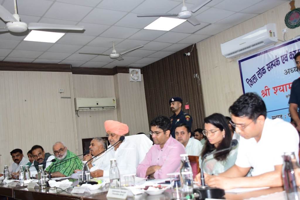 Cabinet Minister Shyam Singh Rana resolves 7 cases on the spot during the meeting orders reinvestigation of the remaining 6 complaints